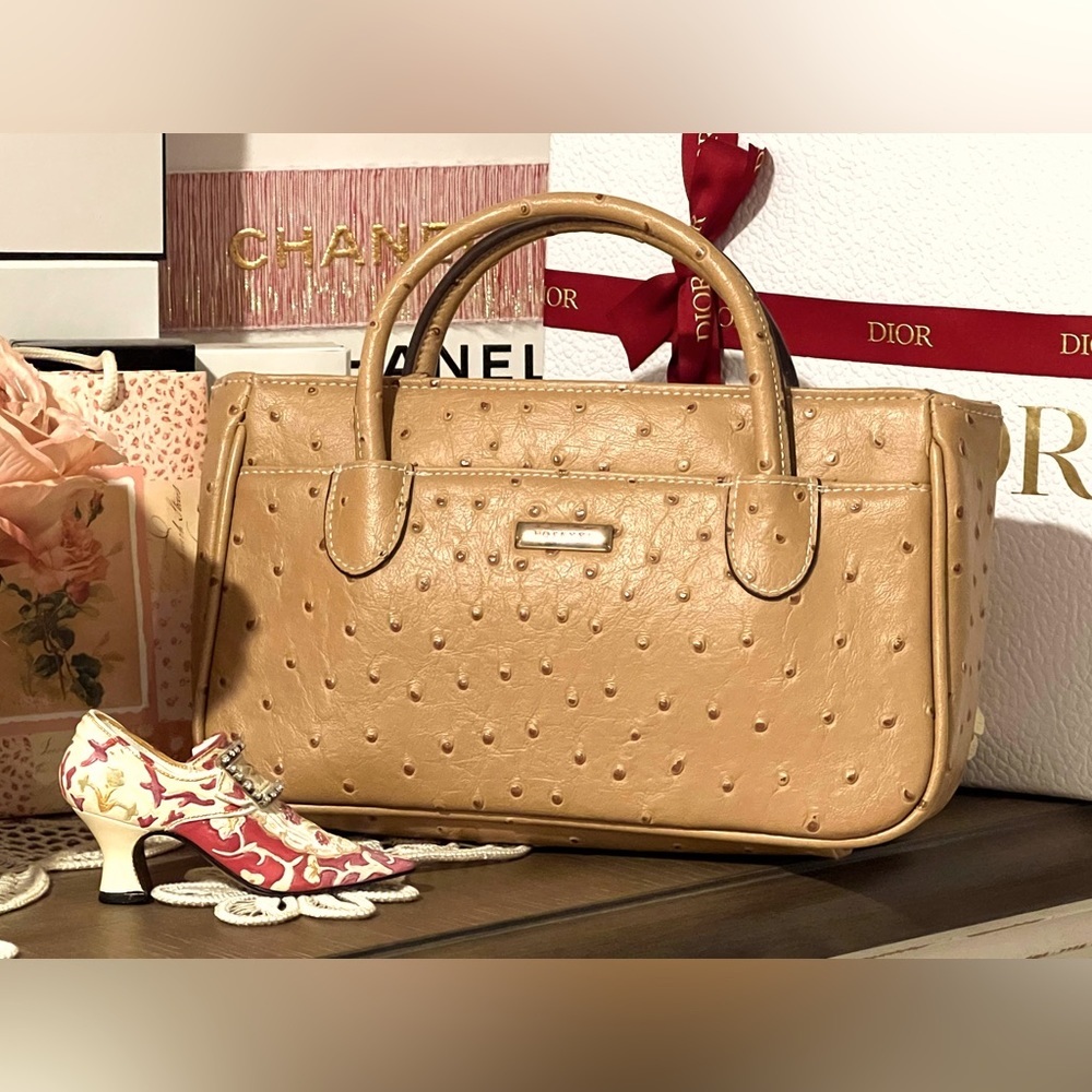 ROSETTI ostrich skin purse 👜🧸